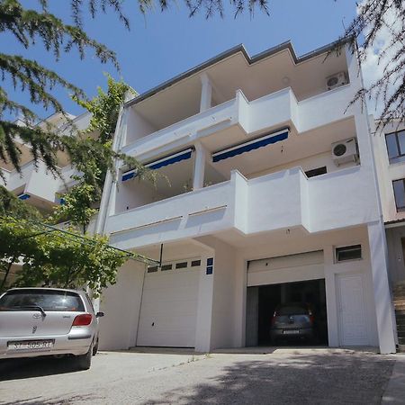 Apartments Dada Omiš Esterno foto