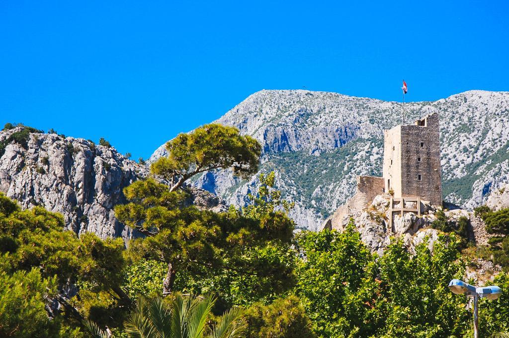 Apartments Dada Omiš Esterno foto